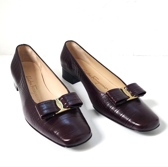 Salvatore Ferragamo Vera Heels Brown Croc, 8 B Like New!